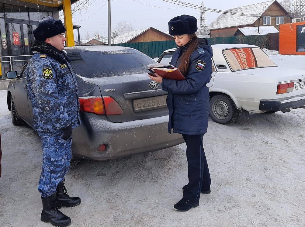 15 автомобилей должников арестовали во время рейдов в г. Бийске.