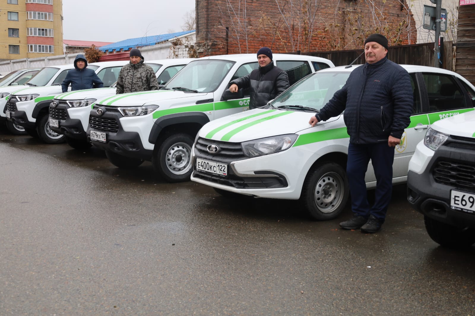 40 новых автомобилей пополнили автопарк Главного управления Федеральной службы судебных приставов по Алтайскому краю..