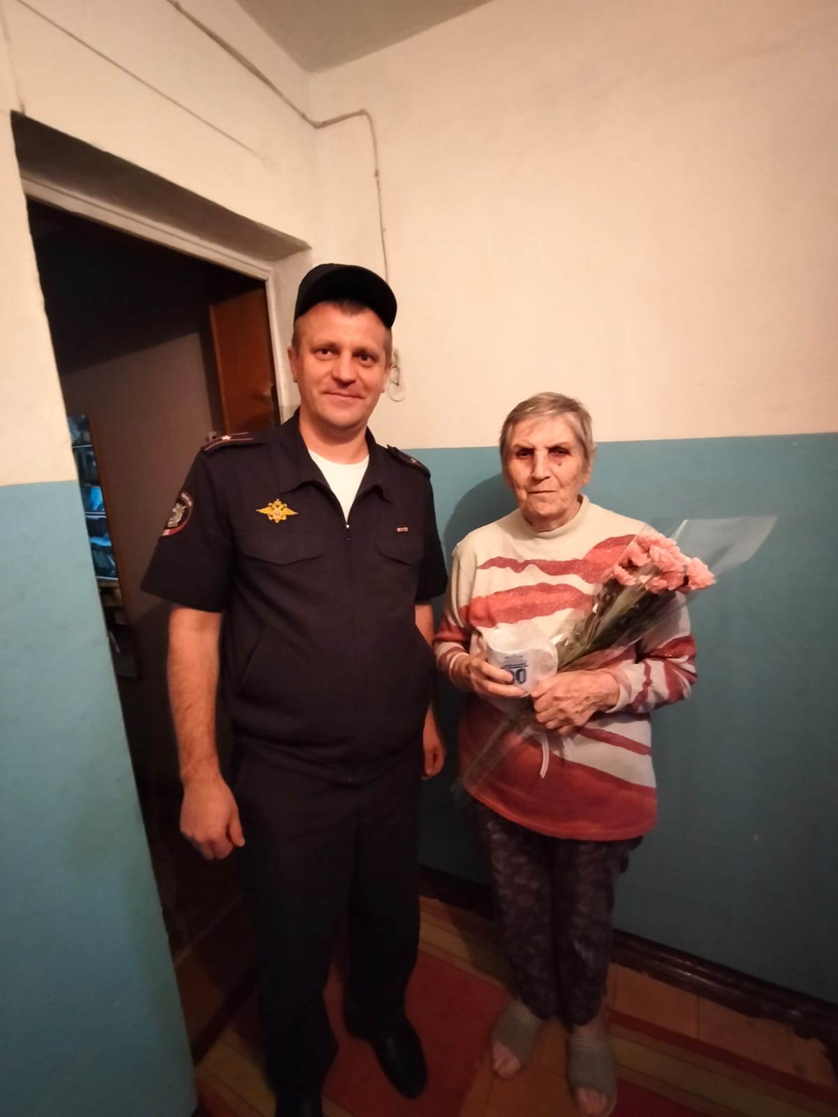 &quot;Ровесник любимой службы&quot;.