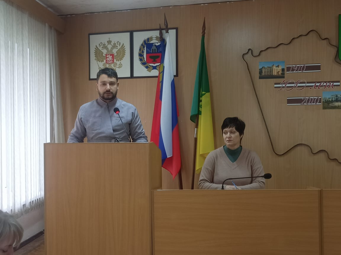Сегодня, 30 мая, в Славгороде прошло заседание общественного совета по межнациональным и межконфессиональным отношениям при главе муниципального образования город Славгород Алтайского края..