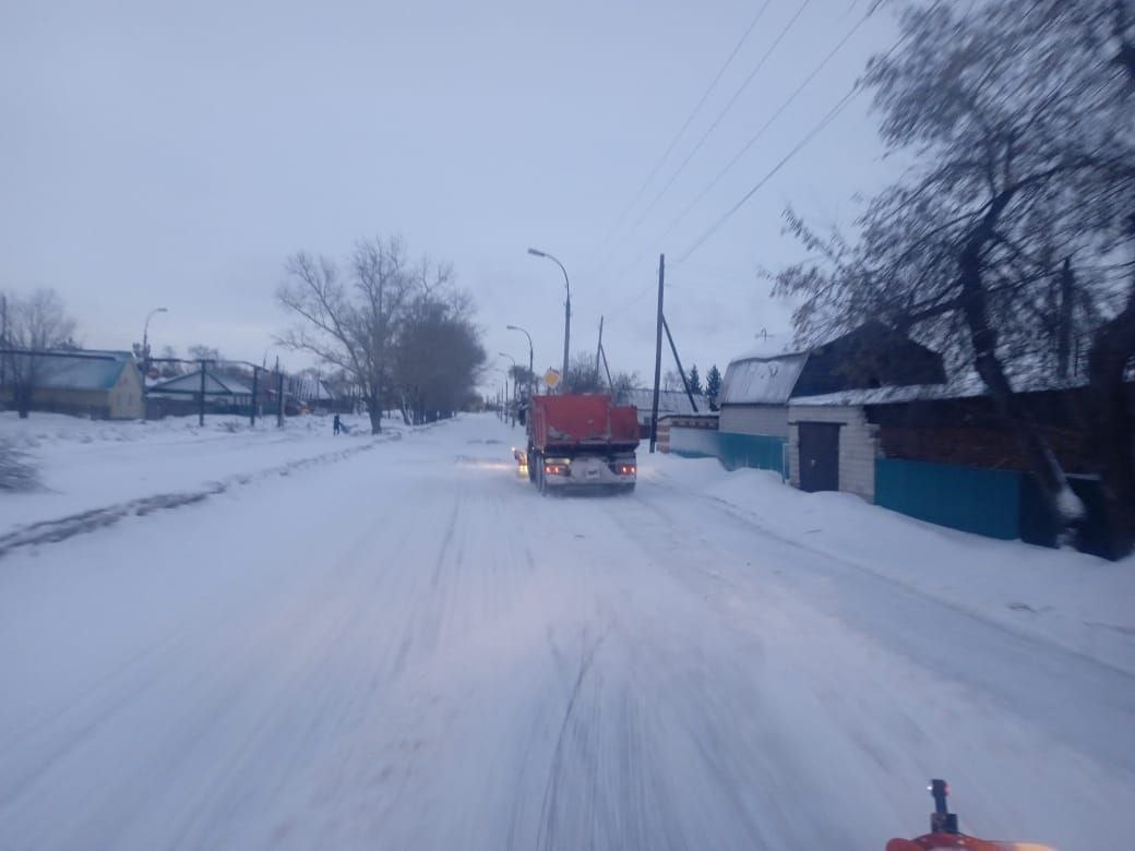 Сегодня в черте города задействовано 5 единиц дорожной техники..