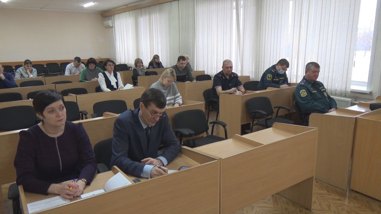 В Славгороде продолжается подготовка к празднованию Нового 2024 года. В Славгороде продолжается подготовка к празднованию Нового 2024 года.