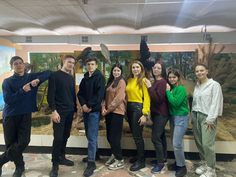 15 марта ученики 9 класса МБОУ «СОШ № 21» посетили городской краеведческий музей. 15 марта ученики 9 класса МБОУ «СОШ № 21» посетили городской краеведческий музей.