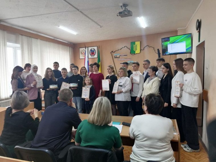 С 20 февраля по 20 марта 2024 года в г. Славгороде проходил конкурс видеороликов по теме "Профилактика преступлений и правонарушений среди несовершеннолетних". С 20 февраля по 20 марта 2024 года в г. Славгороде проходил конкурс видеороликов по теме "Профилактика преступлений и правонарушений среди несовершеннолетних".