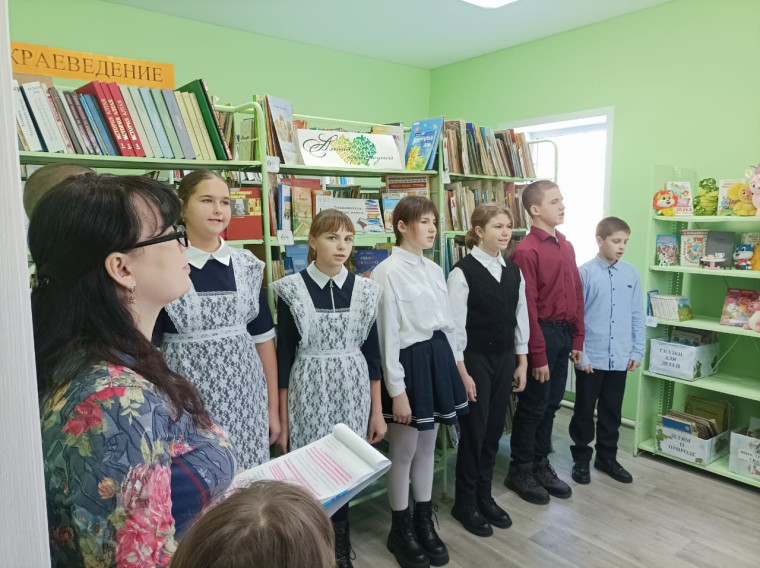 Торжественная церемония открытия обновленной Максимовской сельской библиотеки состоялась 8 декабря. Торжественная церемония открытия обновленной Максимовской сельской библиотеки состоялась 8 декабря.