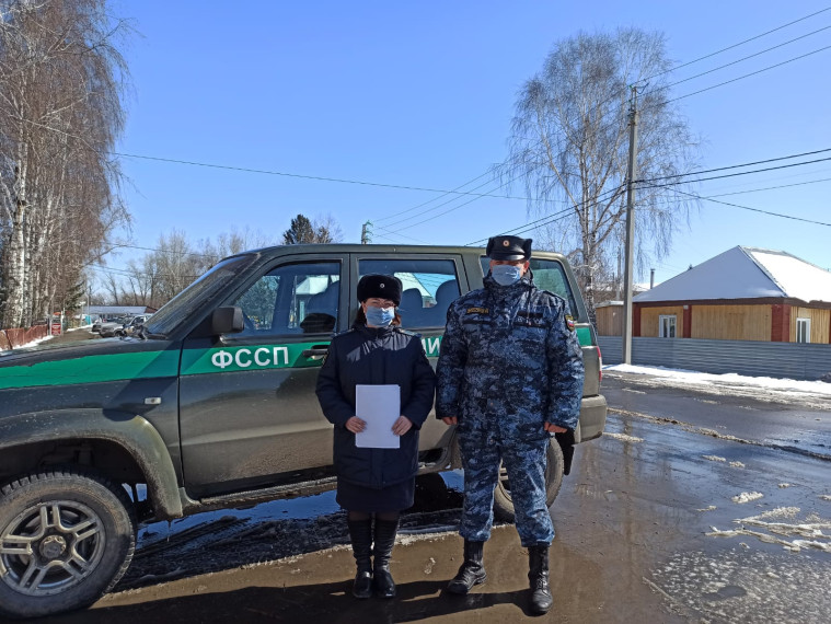 Судебные приставы направили на принудительное лечение больного туберкулёзом. Судебные приставы направили на принудительное лечение больного туберкулёзом.