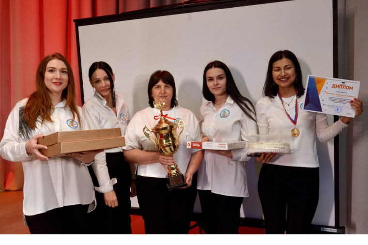 17 апреля в городском Доме культуры прошел брейн-ринг среди активной молодежи города! 9 команд сражались в интеллектуальной игре из разных организаций города. 17 апреля в городском Доме культуры прошел брейн-ринг среди активной молодежи города! 9 команд сражались в интеллектуальной игре из разных организаций города.