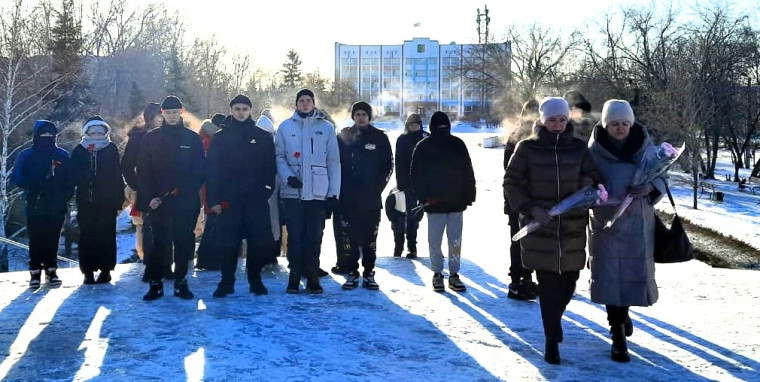 Тематический час «День Героев Отечества». Тематический час «День Героев Отечества».