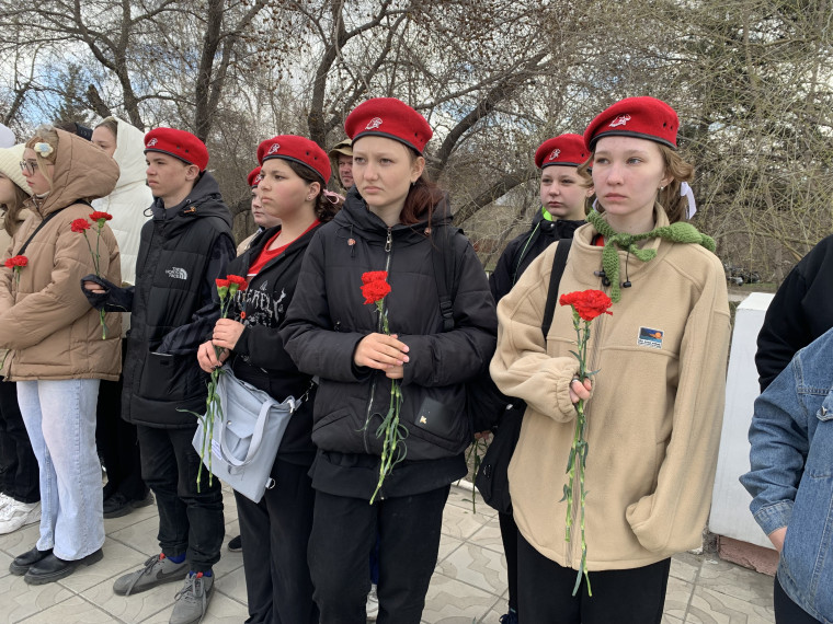 Сегодня, 24 апреля, стартовала традиционная акция "Георгиевская ленточка". Сегодня, 24 апреля, стартовала традиционная акция "Георгиевская ленточка".