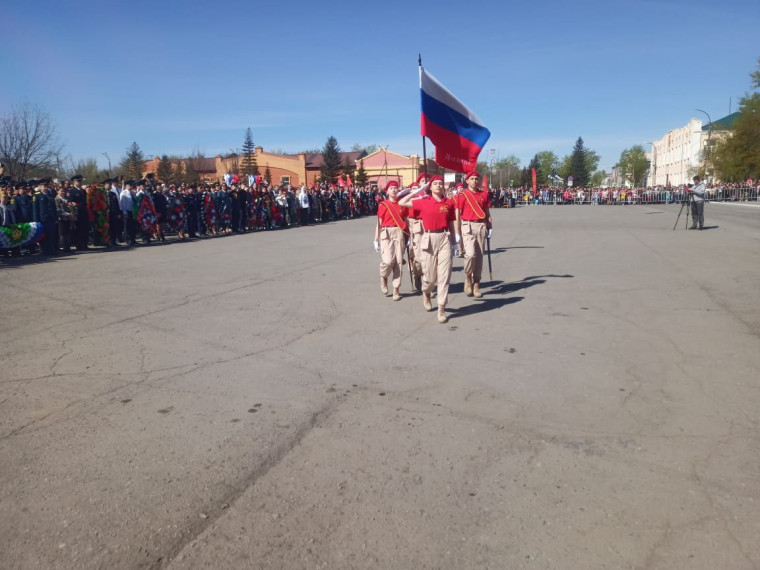 В Славгороде проходит торжественный митинг, посвящённый Дню Великой Победы.. В Славгороде проходит торжественный митинг, посвящённый Дню Великой Победы..