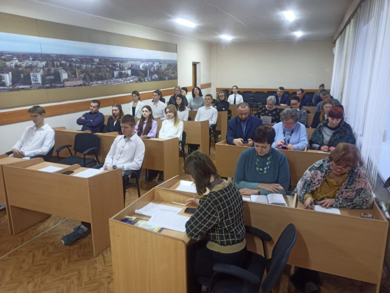 Депутаты Молодежной думы муниципального образования муниципальный округ город Славгород 19 декабря провели очередную, четвертую сессию. Депутаты Молодежной думы муниципального образования муниципальный округ город Славгород 19 декабря провели очередную, четвертую сессию.