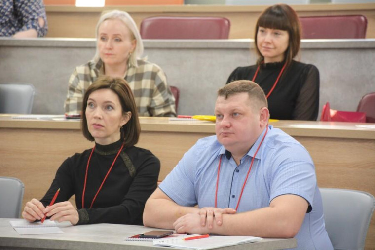 Продолжается прием заявок на бесплатную программу повышения квалификации «Специалист в сфере закупок». Продолжается прием заявок на бесплатную программу повышения квалификации «Специалист в сфере закупок».