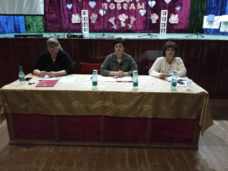 В муниципальном образовании муниципальный округ г. Славгород продолжаются встречи с жителями сел. В муниципальном образовании муниципальный округ г. Славгород продолжаются встречи с жителями сел.