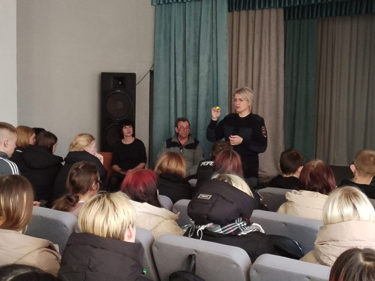Славгородская Госавтоинспекция проводит ряд мероприятий в рамках социальной кампании "Расставь приоритеты".. Славгородская Госавтоинспекция проводит ряд мероприятий в рамках социальной кампании "Расставь приоритеты"..