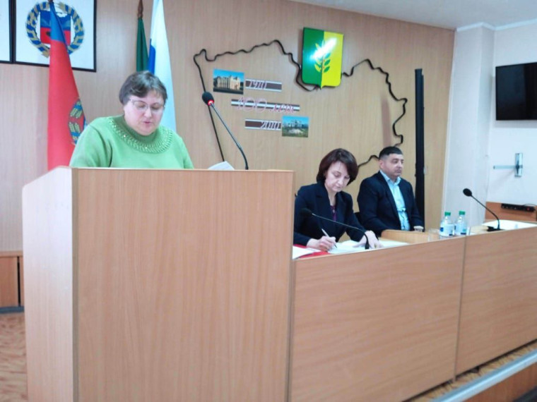 Сегодня, 20 февраля, в Славгороде состоялась очередная тридцать третья сессия Славгородского городского Собрания депутатов Алтайского края седьмого созыва. Сегодня, 20 февраля, в Славгороде состоялась очередная тридцать третья сессия Славгородского городского Собрания депутатов Алтайского края седьмого созыва.