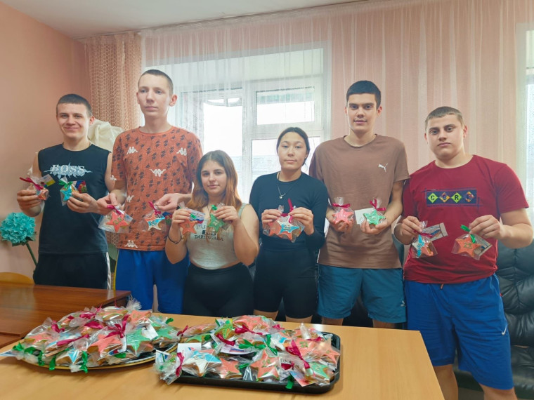 Подарки для наших Воинов, несущих боевую службу по защите наших рубежей на СВО. Подарки для наших Воинов, несущих боевую службу по защите наших рубежей на СВО.